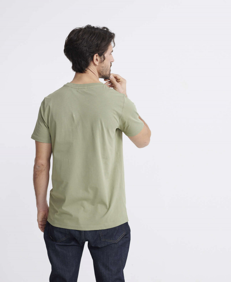 THE STANDARD LABEL TEE