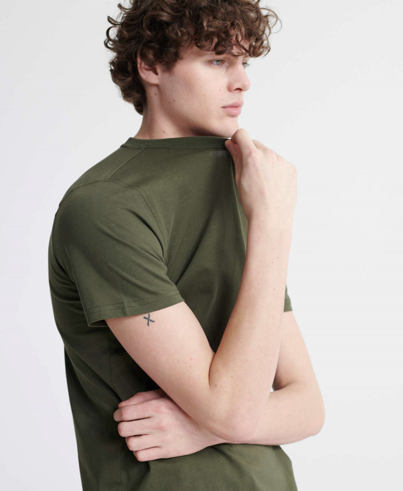 THE STANDARD LABEL TEE