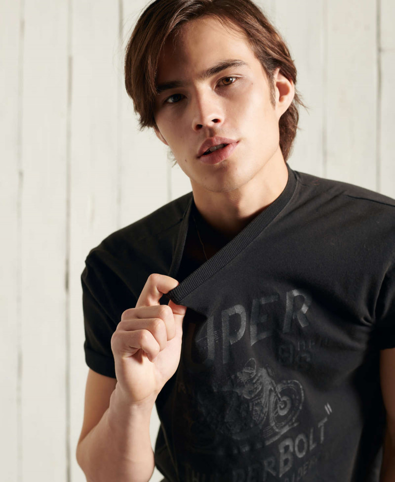 BOHO BOX FIT GRAPHIC TEE