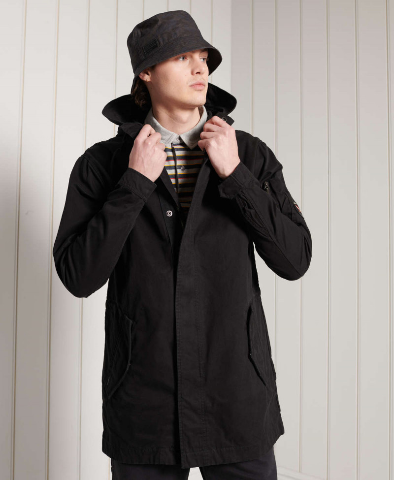SERVICE FISHTAIL PARKA