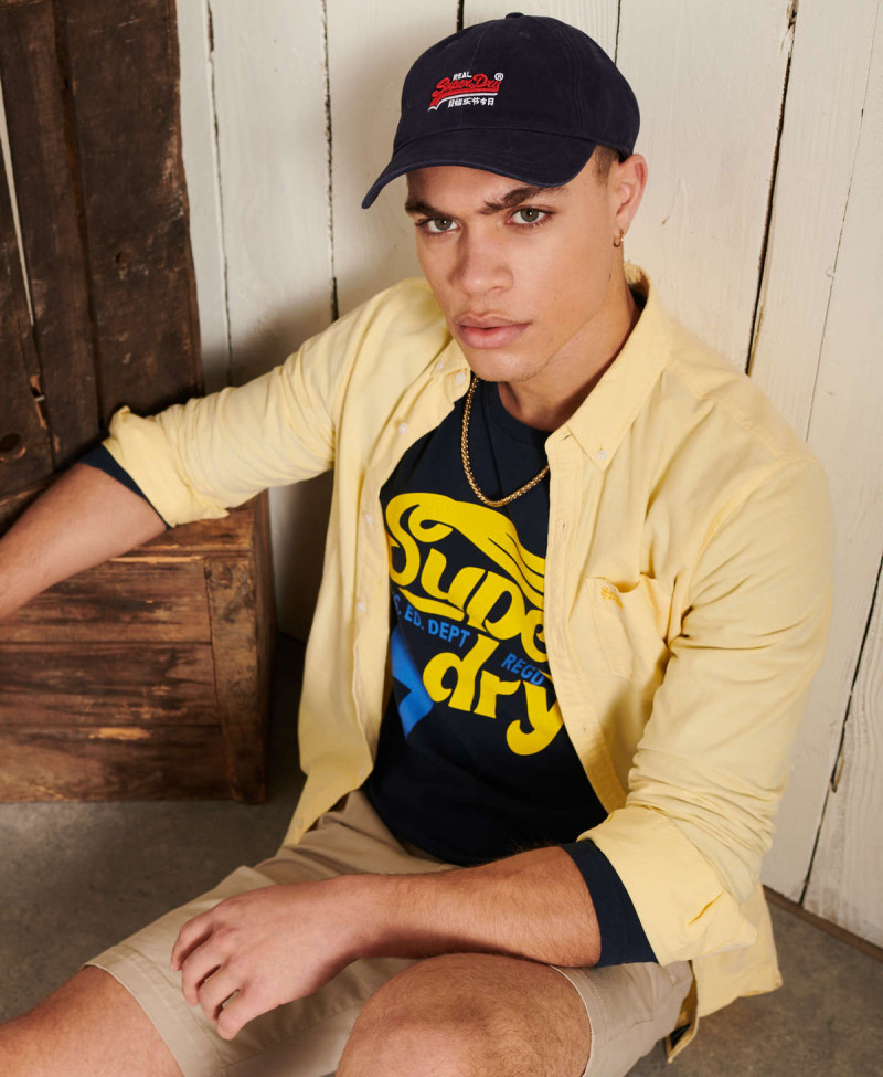 COLLEGIATE GRAPHIC LS TOP