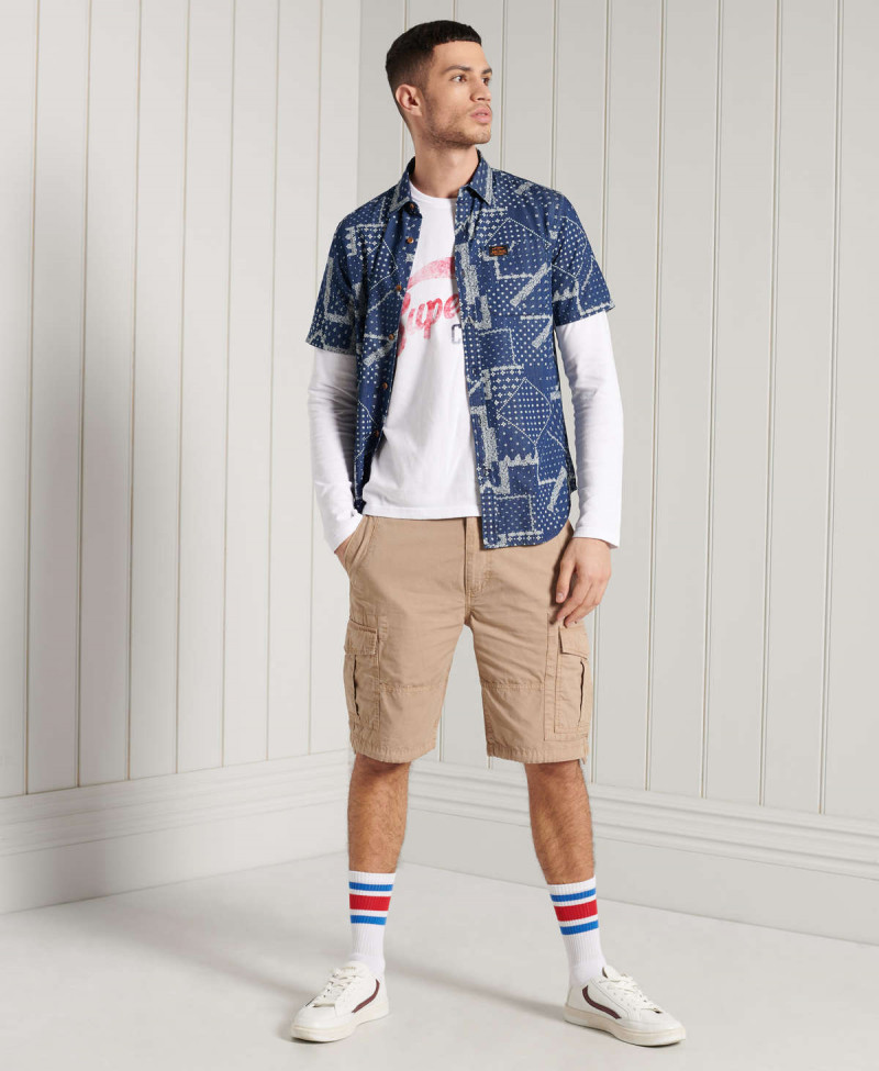 COLLEGIATE GRAPHIC LS TOP