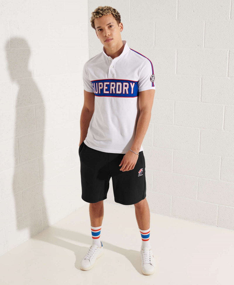 SPORTSTYLE ESSENTIAL SHORT