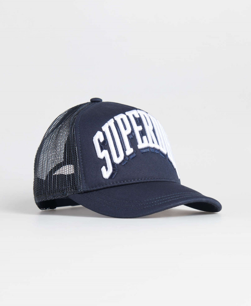 SPORT TRI LOGO TRUCKER CAP