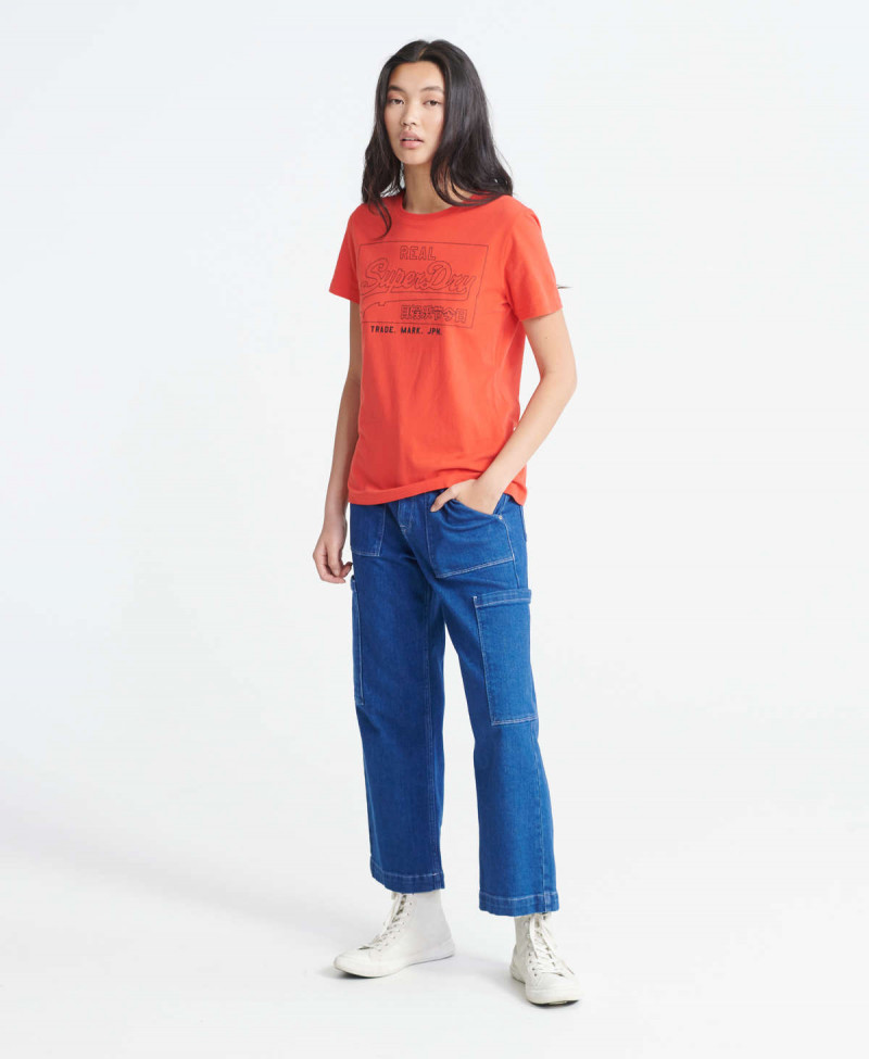 VL OUTLINE ENTRY TEE