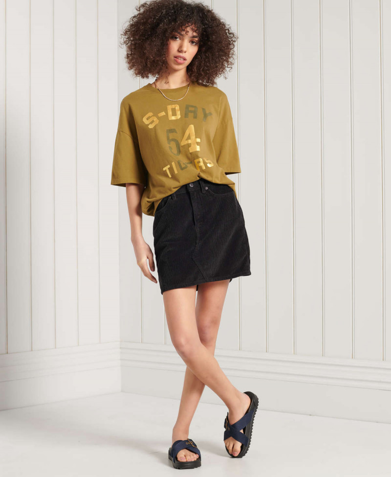 MILITARY NARRATIVE BOXY TEE