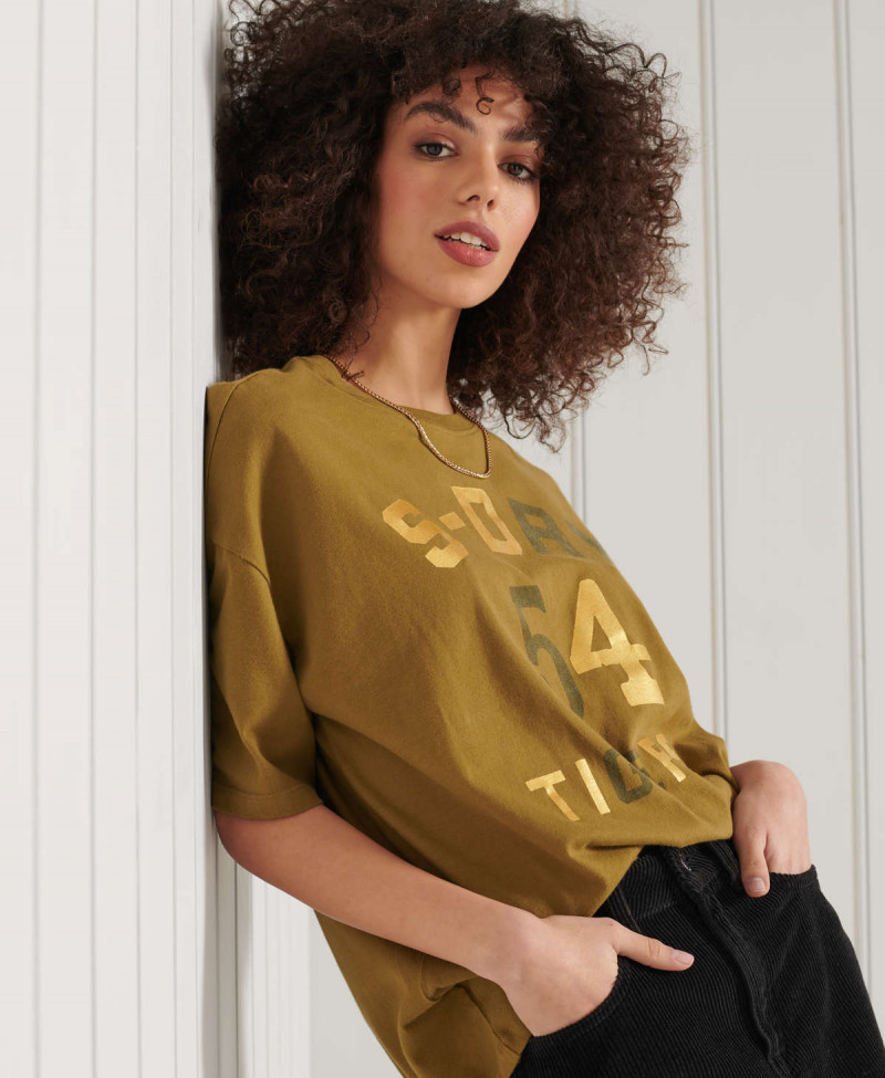 MILITARY NARRATIVE BOXY TEE