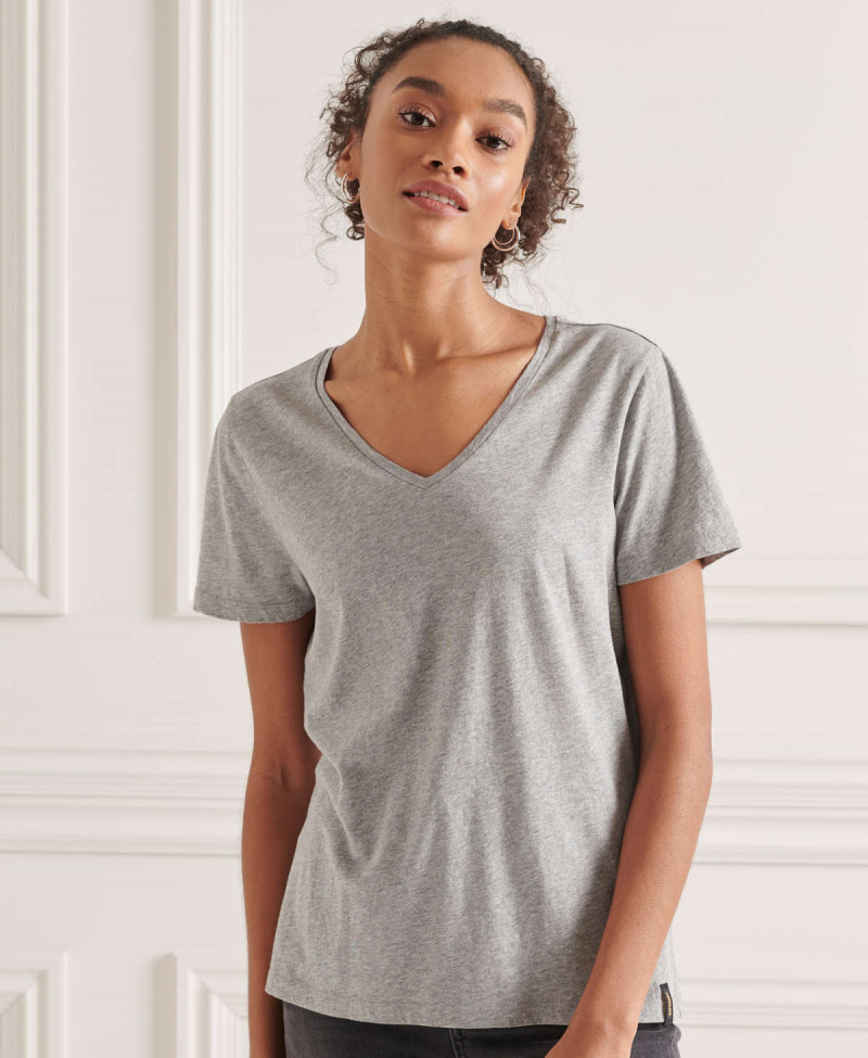 LIGHTWEIGHT ESSENTIAL VEE TEE