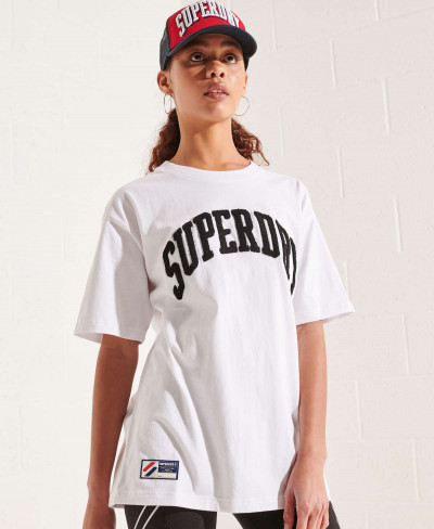 VARSITY ARCH MONO TEE