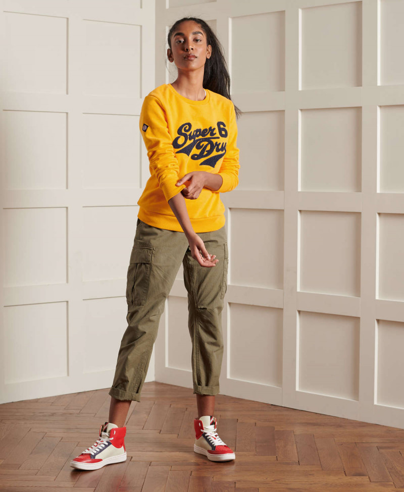 COLLEGE CHENILLE CREW 190320