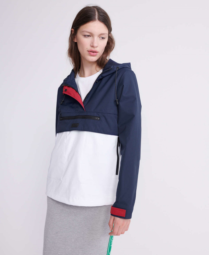 LS ESSENTIALS OVERHEAD