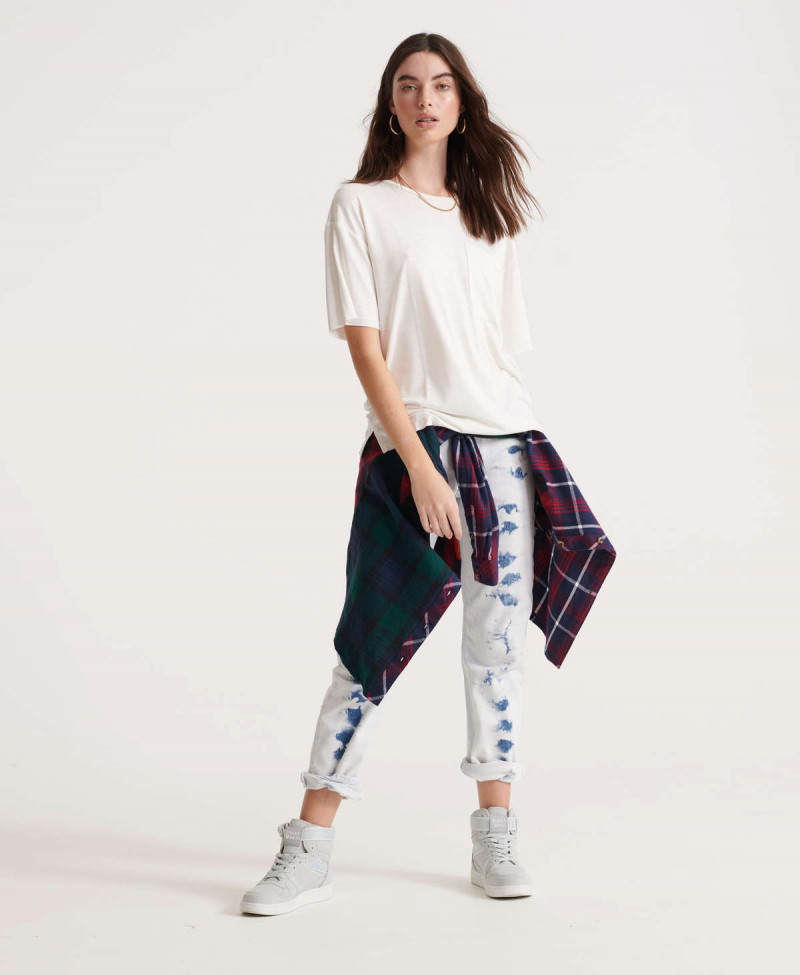 CANYON ESSENTIAL POCKET TEE