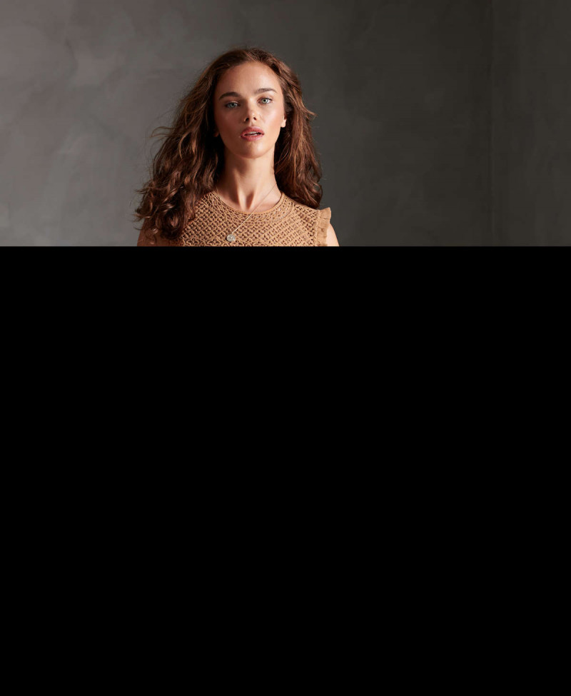 ELLISON TEXTURED LACE VEST