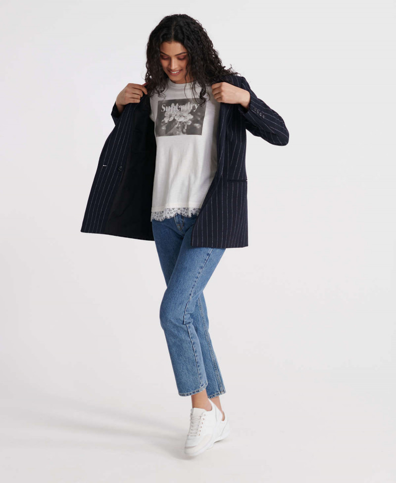 TILLY LACE GRAPHIC TEE