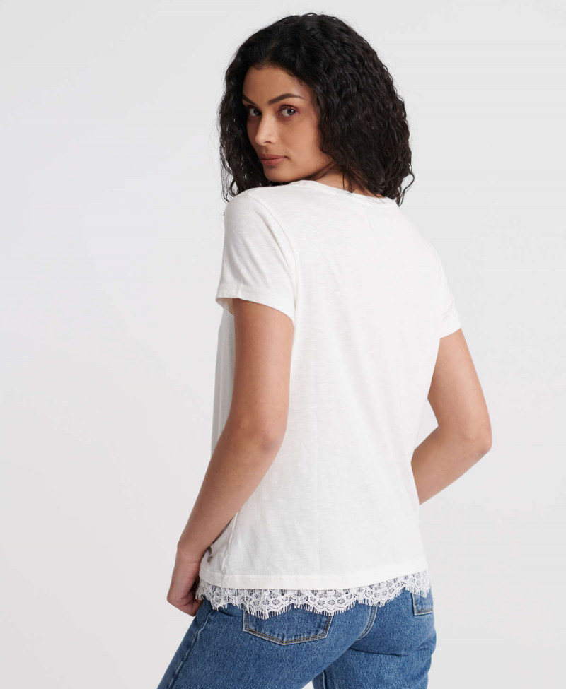 TILLY LACE GRAPHIC TEE