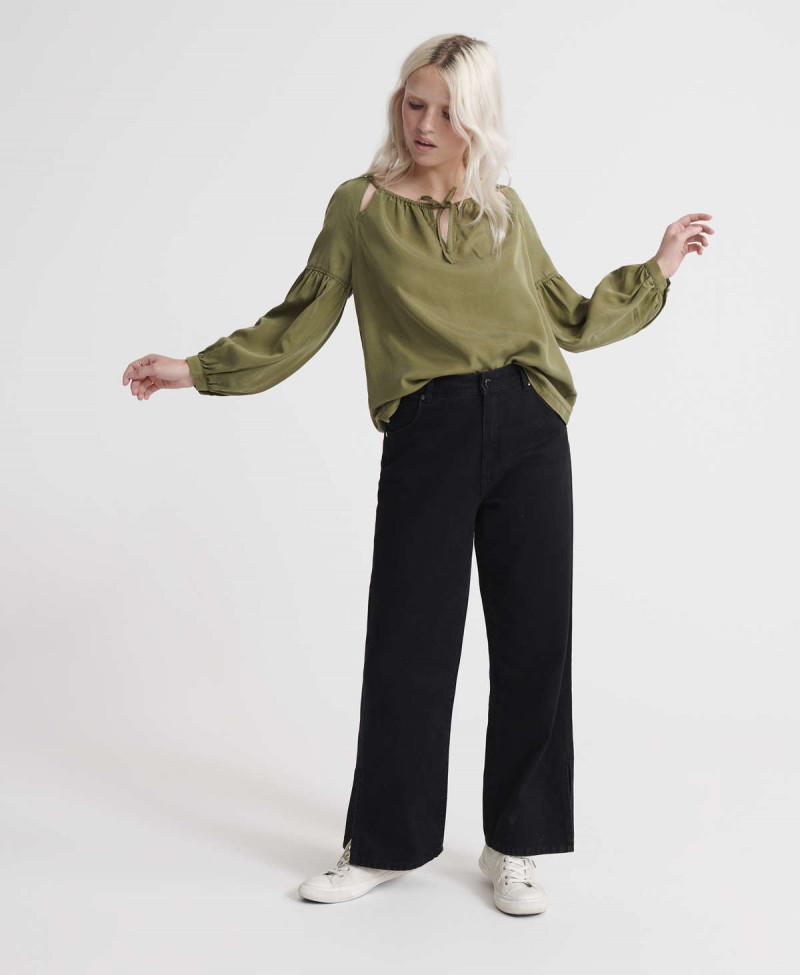 ARIZONA PEEK A BOO TOP