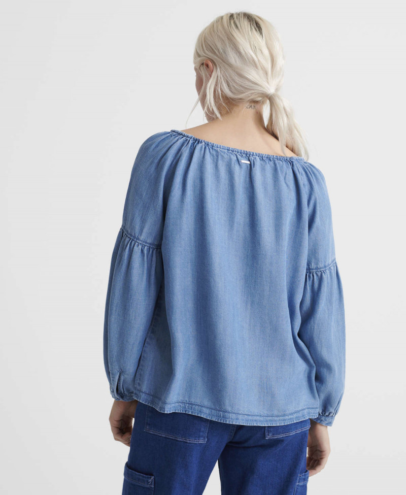 ARIZONA PEEK A BOO TOP