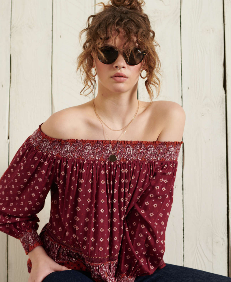AMEERA OFF SHOULDER TOP
