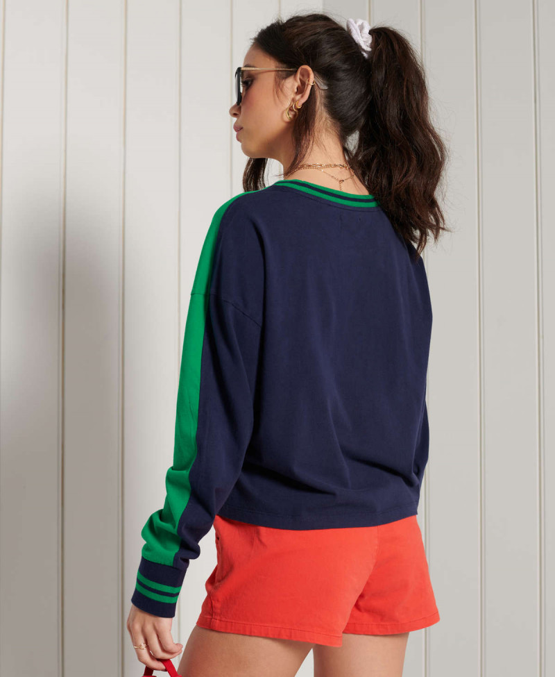 COLLEGIATE GRAPHIC LS TOP