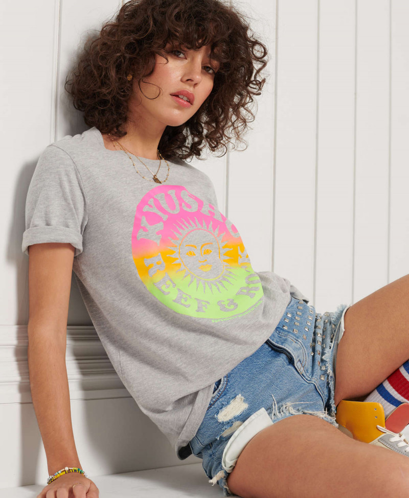 CALI SURF GRAPHIC TEE