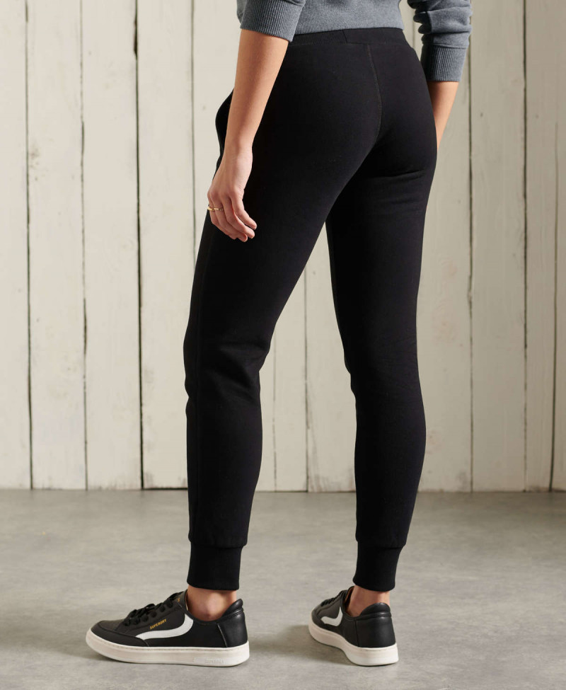 COLLEGIATE SCRIPTED JOGGER