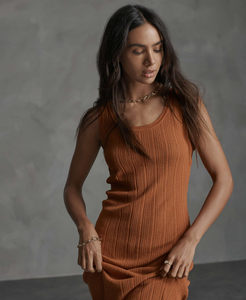 SAHARA KNIT MIDI SPLIT DRESS