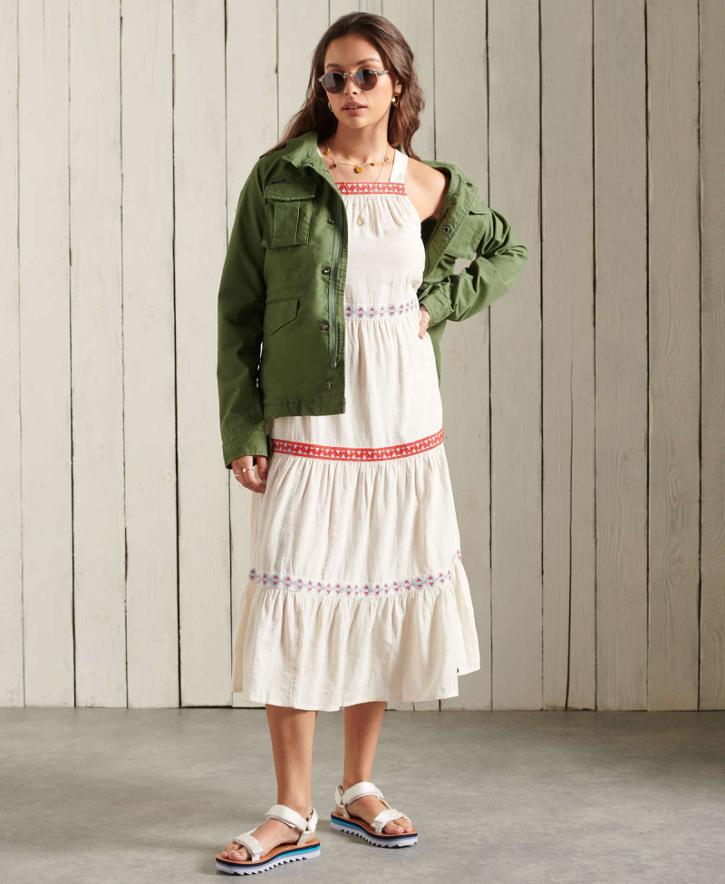 SLEEVELESS EMBROIDERED DRESS