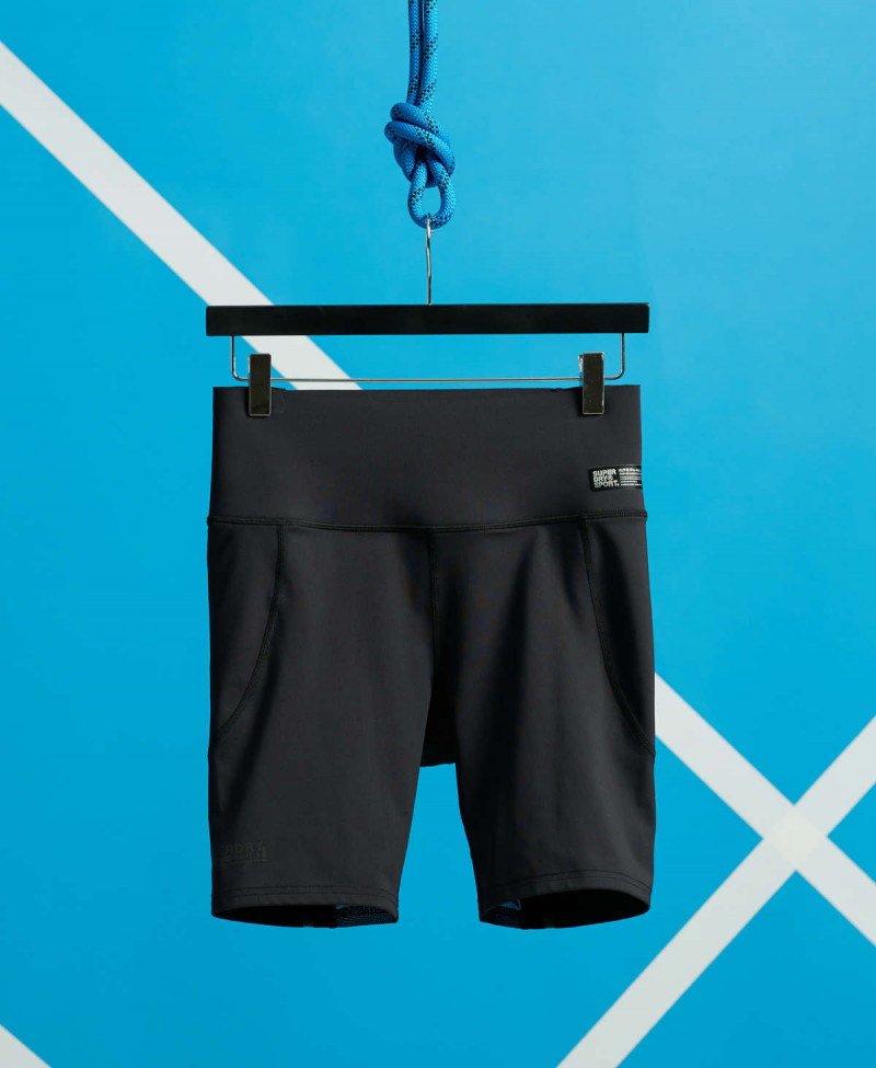 TRAINING COMPRESSION SHORTS
