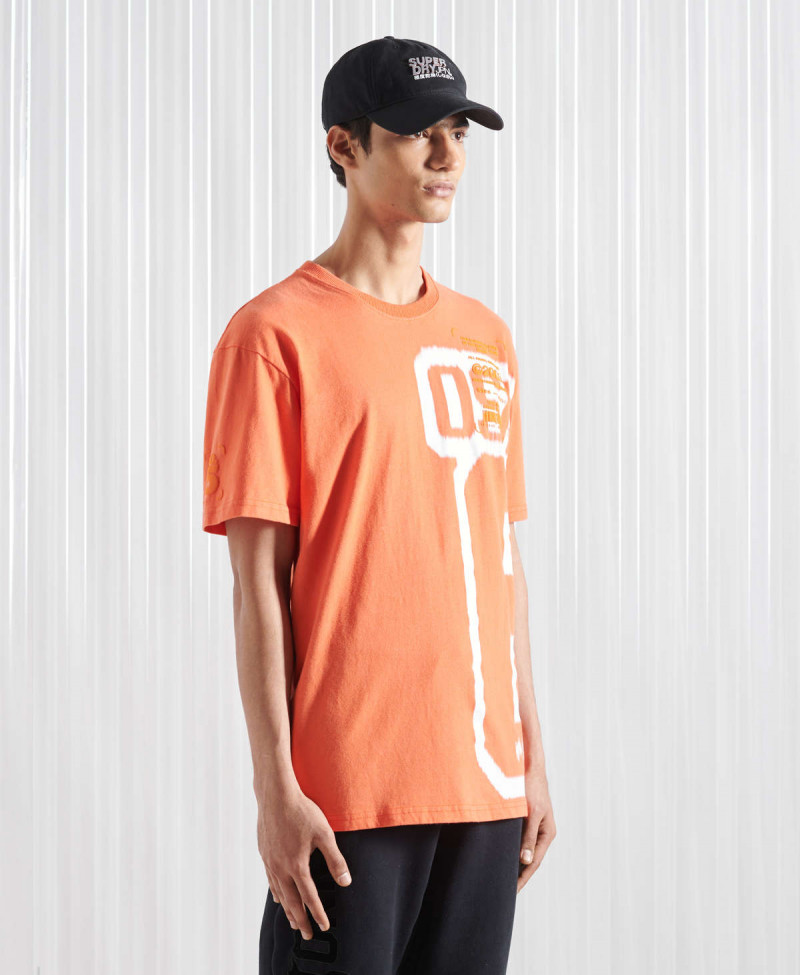 SUPER 5 DECONSTRUCT TEE