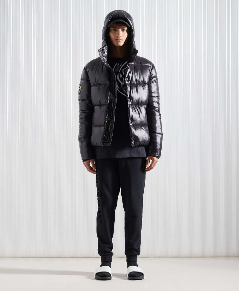 SUPER 5 DECONSTRUCT TEE