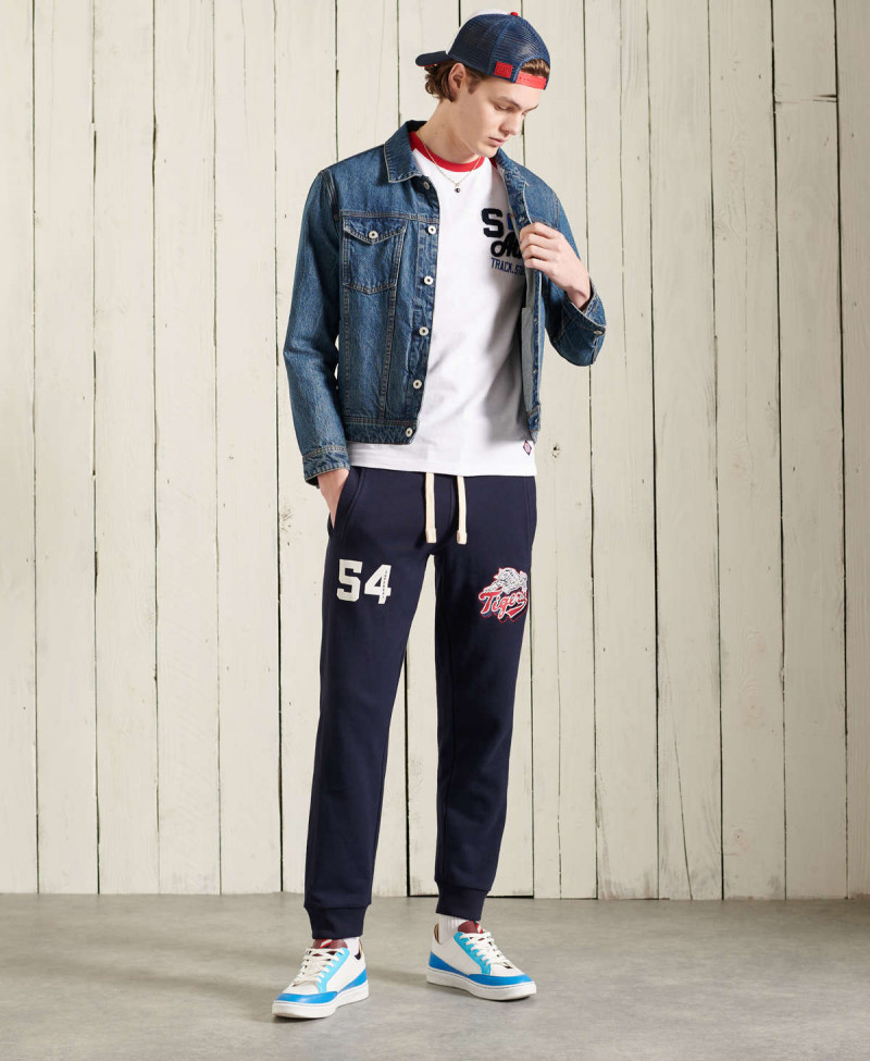 CHENILLE VARSITY RAGLAN TEE220