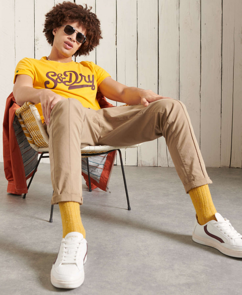 COLLEGIATE GRAPHIC TEE 185