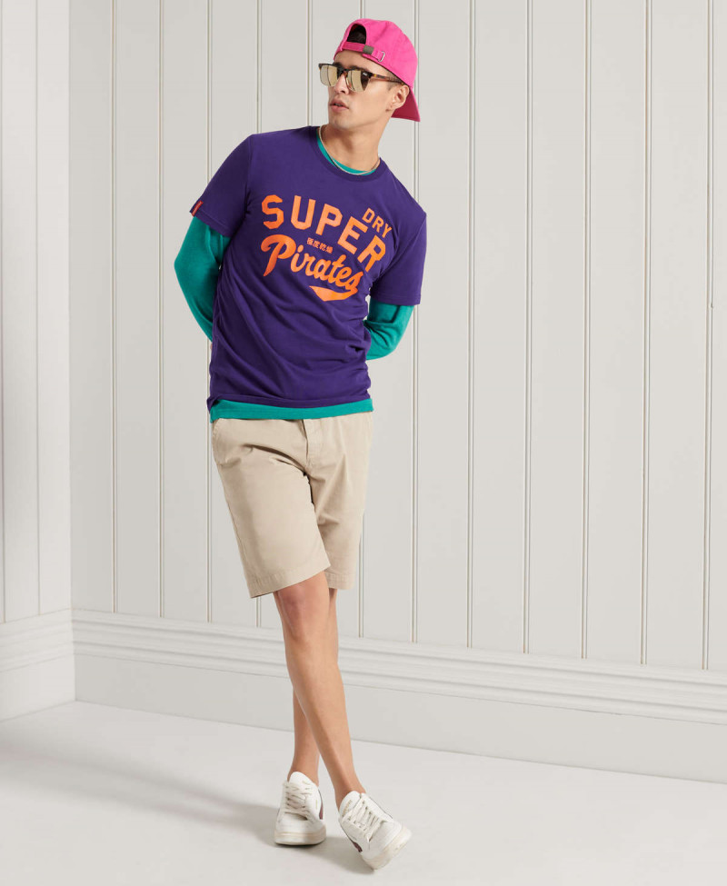 COLLEGIATE GRAPHIC TEE 185