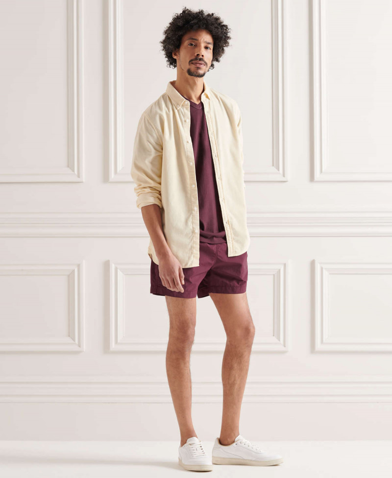 LIGHTWEIGHT ESSENTIAL V NECK