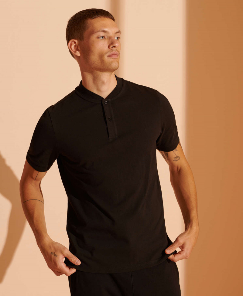 GRANDAD COLLAR PIQUE POLO