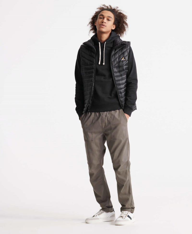 THE STANDARD LABEL HOOD UB