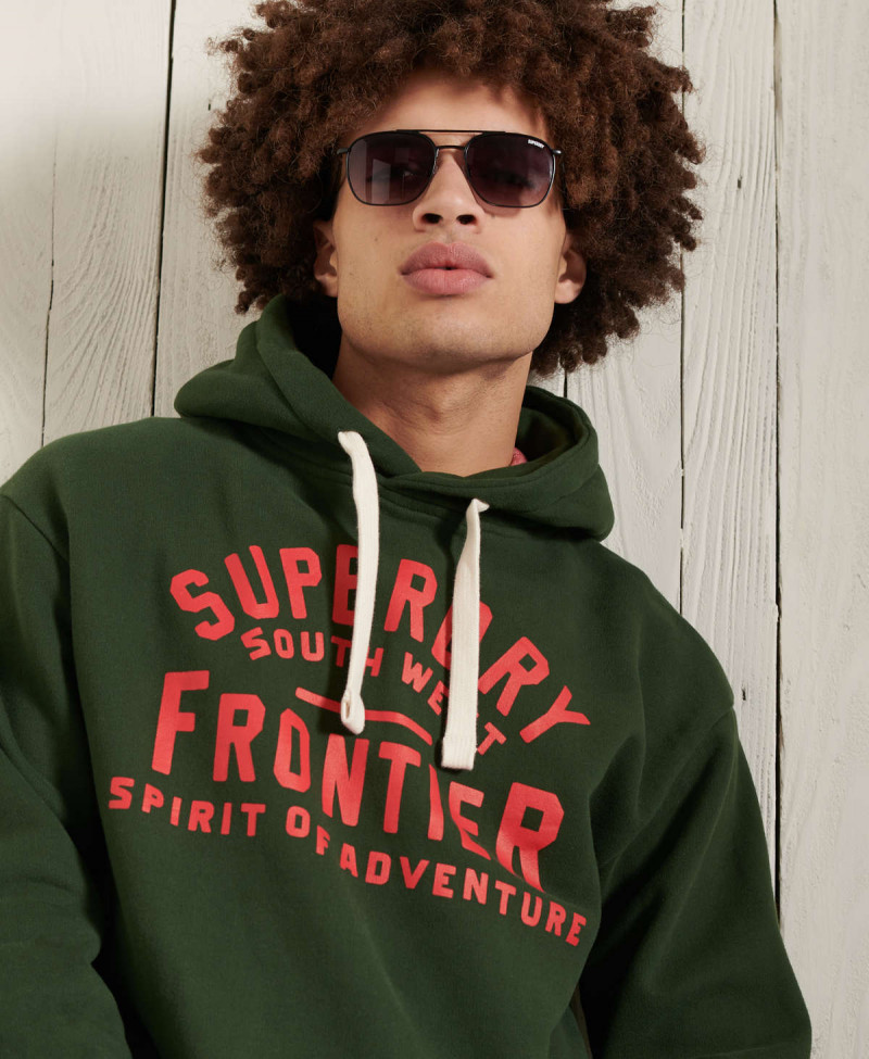 HERITAGE MOUNTAIN GRAPHIC HOOD