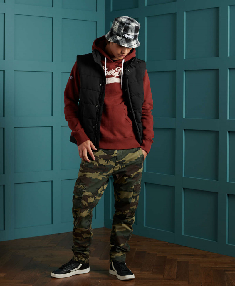 COLLEGE CHENILLE HOOD 190320