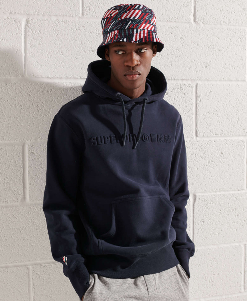 SPORTSTYLE EMBOSSED HOOD