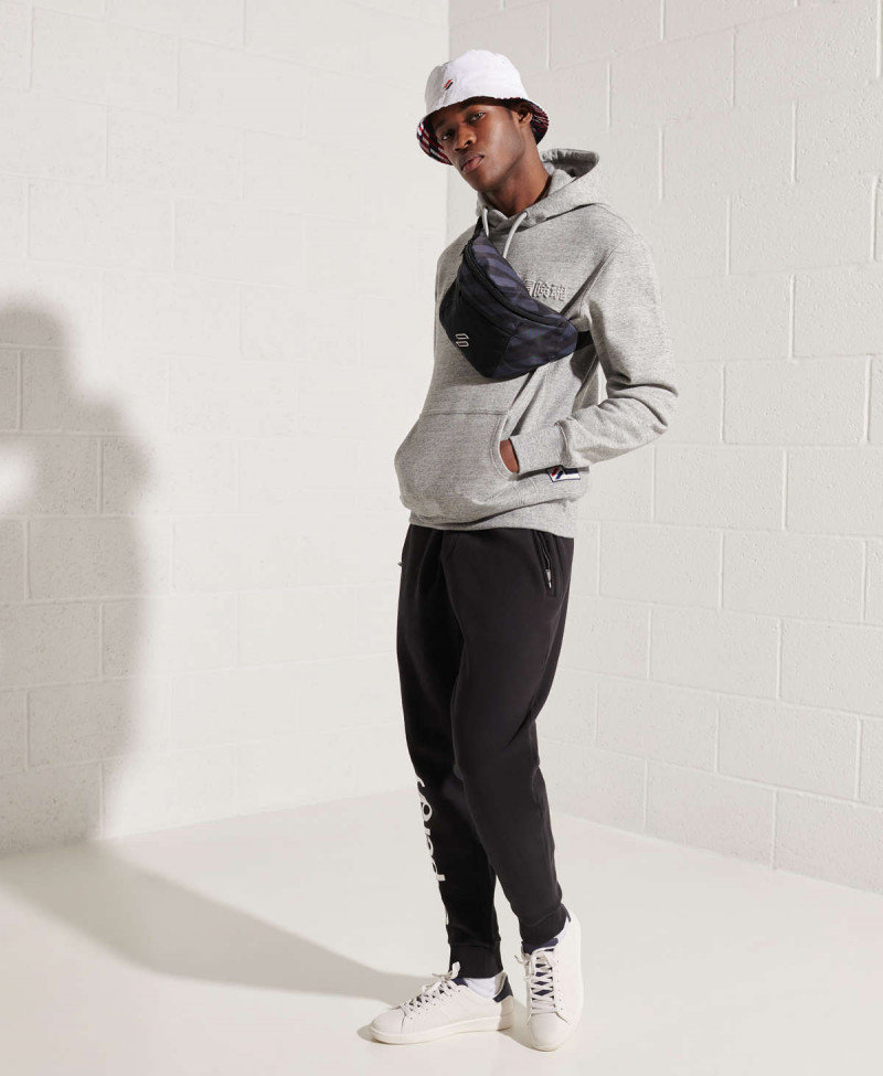 SPORTSTYLE EMBOSSED HOOD